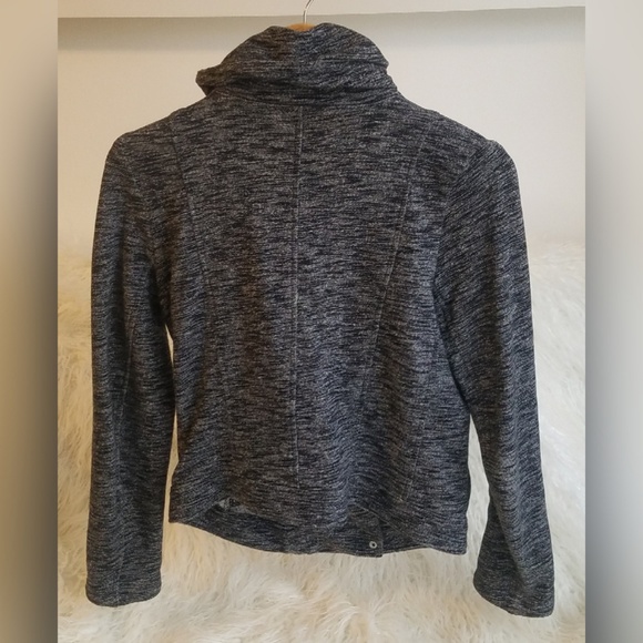 Express jacket with a adjustable neck - Picture 2 of 5